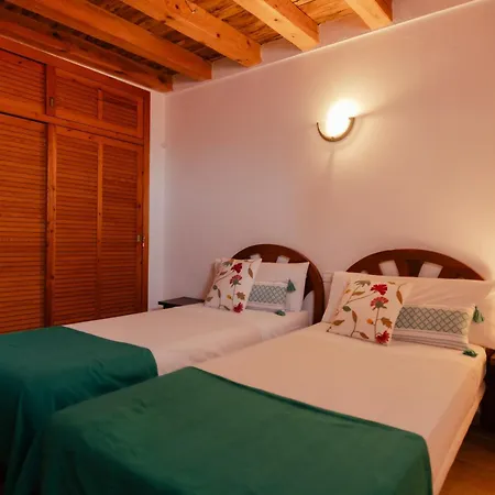 Rural Prats Apartment *